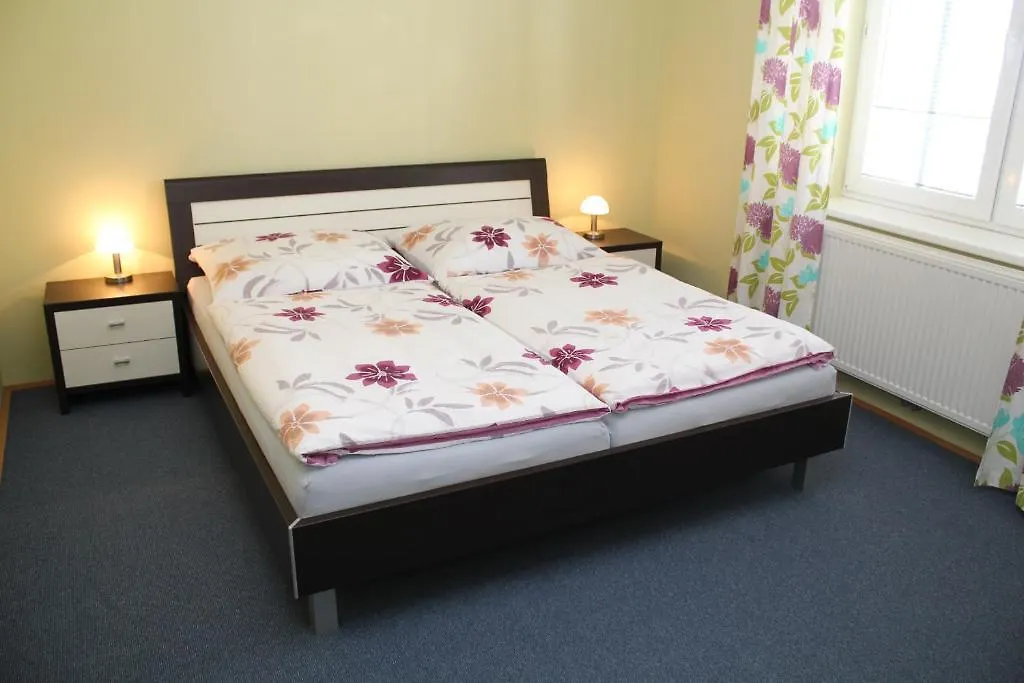 3 Rooms Sunny Apartments-Schoenbrunn, 100M2 With Balcony 维也纳 0*,